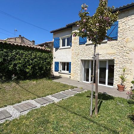 Maison De Charme Avec Jardin Et Terrasse Camblanes-et-Meynac Екстер'єр фото